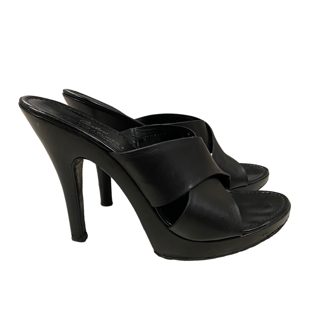 Donald J Pliner Black High Heeled Sandals